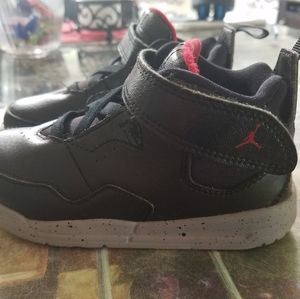 Jordans 9c